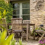 בית נופש Moorside Cottage - Beautiful North Yorkshire Stone Cottage